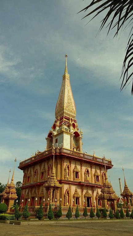 But Different Phuket Boutique Hotel Nai Harn Екстериор снимка