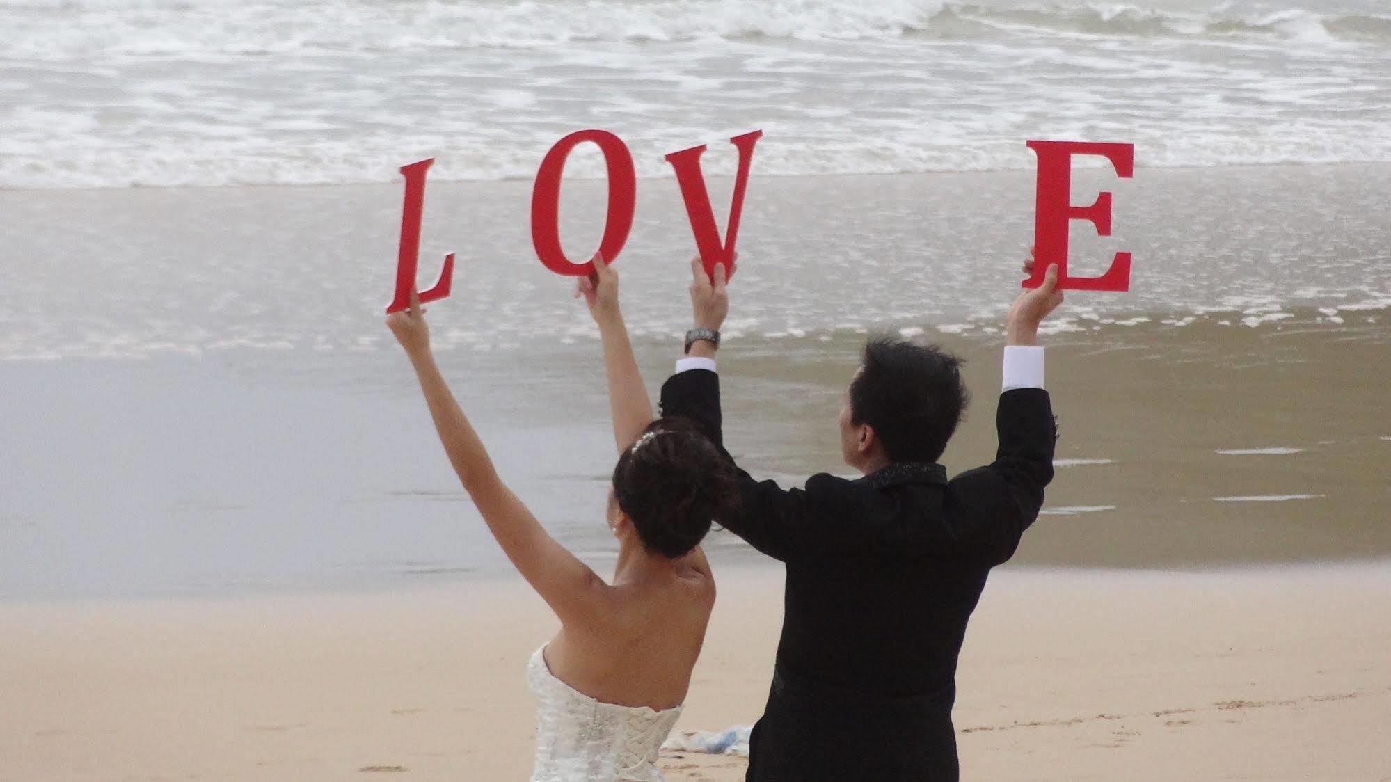 But Different Phuket Boutique Hotel Nai Harn Екстериор снимка